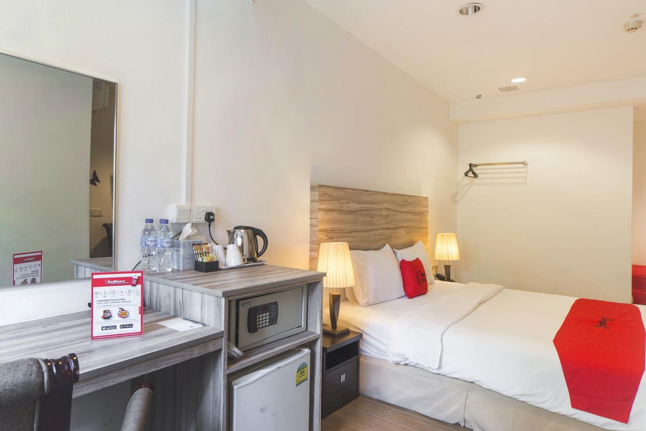Reddoorz Plus @ Victoria Street Singapur Exterior foto